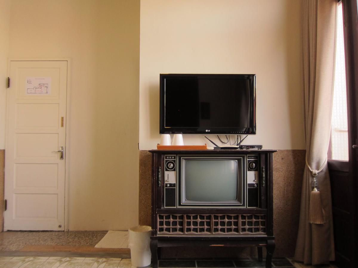 Shennong 147 Apartment Tainan Luaran gambar